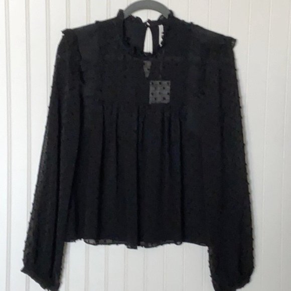Zara Tops - Zara Long Sleeve Ruffled Blouse